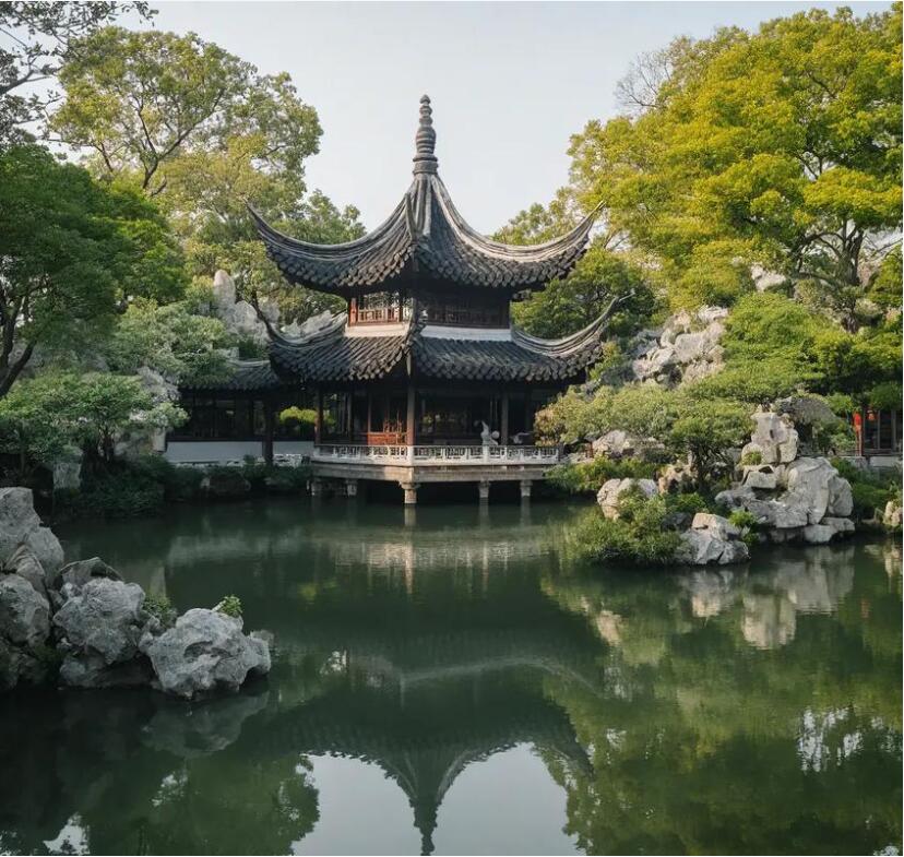 扬中雨真土建有限公司